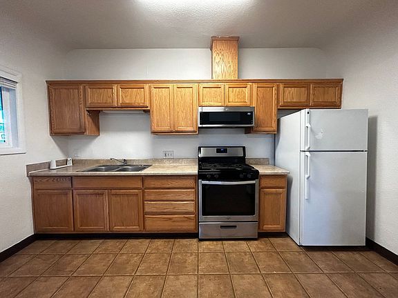 3rd image of 511-517 E Pine St House 517