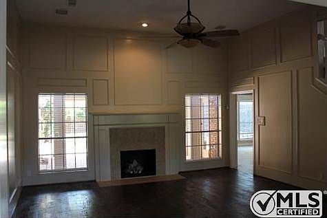 2nd image of 2213 Pine Thicket Ln