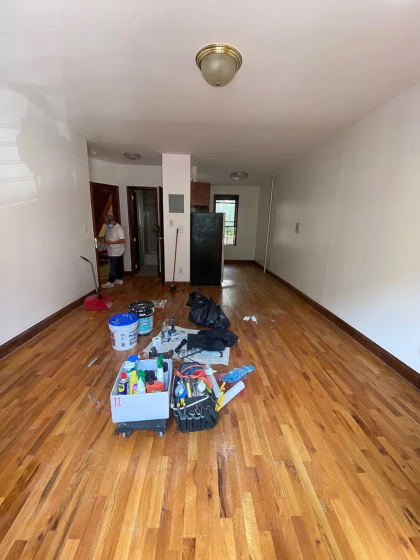 2905 Beverley Road — Photo 3