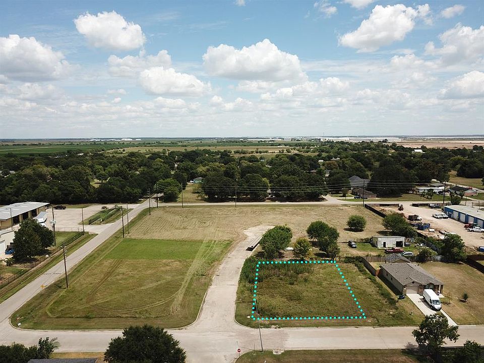 1st image of 0 Heritage Dr