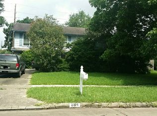 2914 Mesquite Dr, Sugar Land, TX 77479