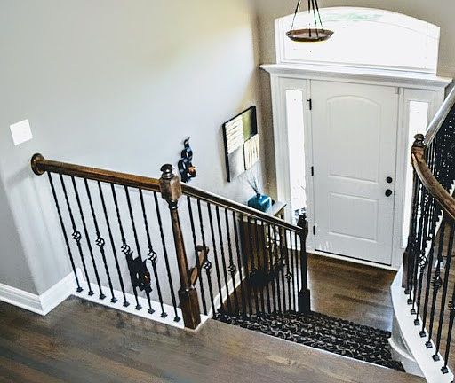 3rd image of 2321 NE Overland Dr