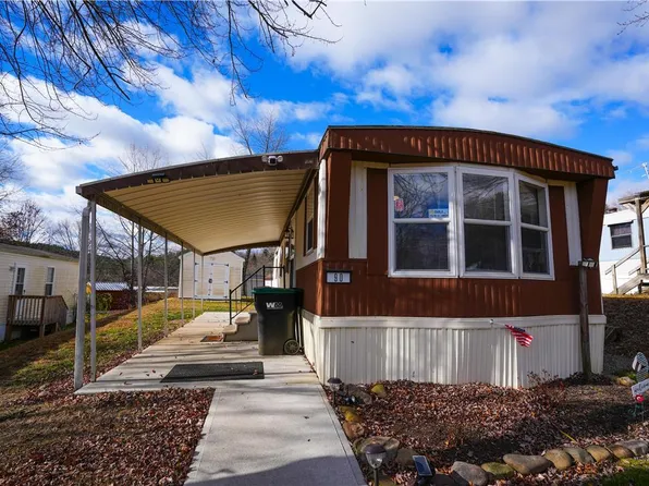 90 Cheyenne Ln, Lehighton, PA 18235