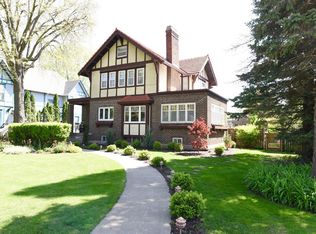 1116 Main St, Grinnell, IA 50112