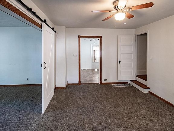 5th image of 141 E Warren St
