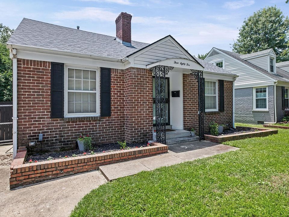 1st image of 385 Holmes Cir