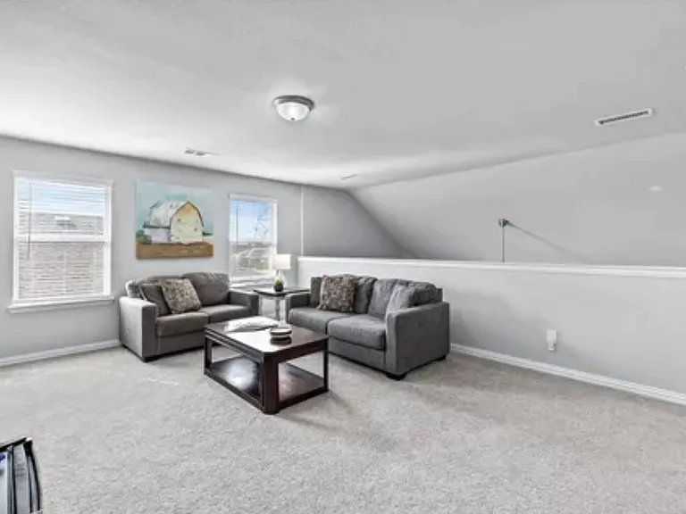 212 Darlington Trl — Photo 15