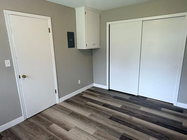 834 Allen Avenue — Photo 3