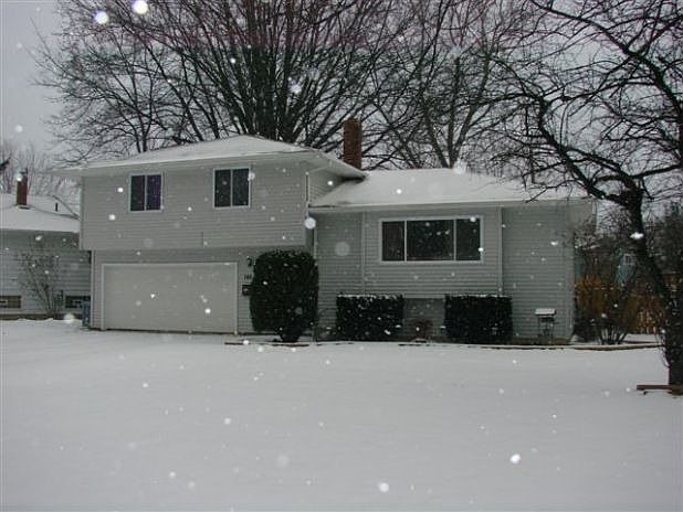 1st image of 148 E Overlook Dr
