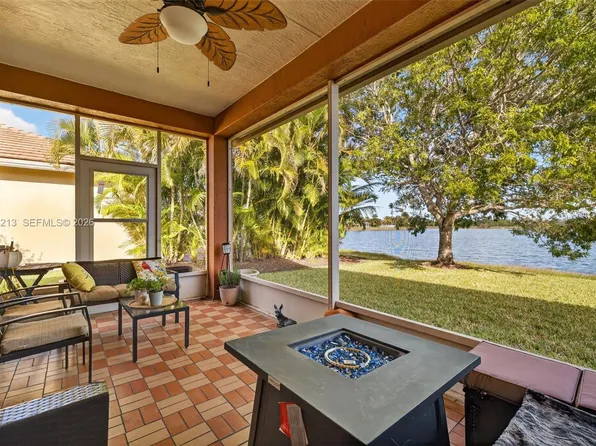 9922 SW Glenbrook Dr, Port Saint Lucie, FL 34987