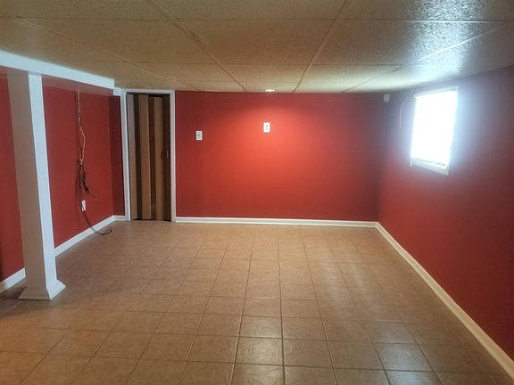 5th image of 1025 S 10th Ave #B