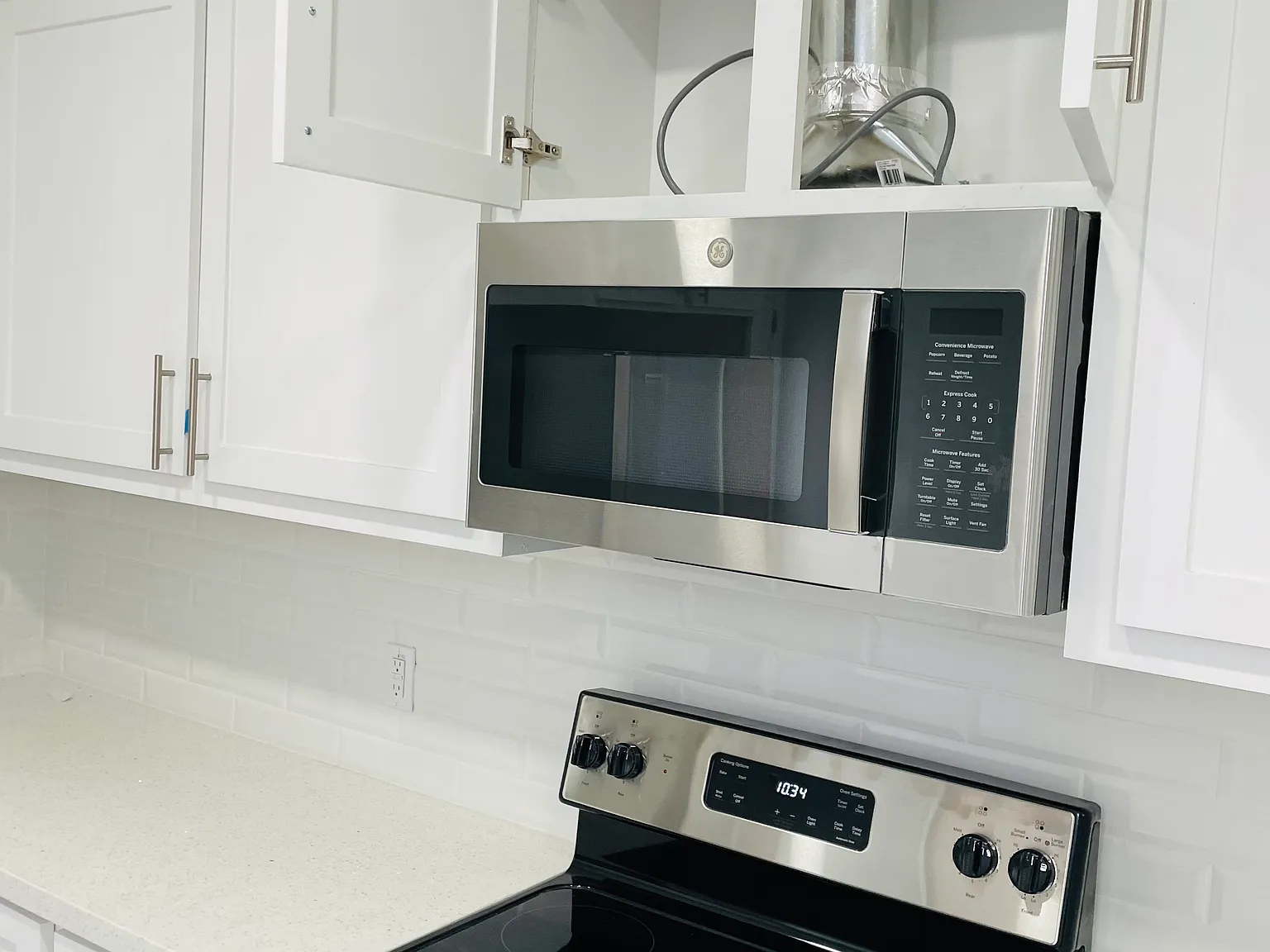 2 bed, 950 sqft, $1,025 — Photo 3