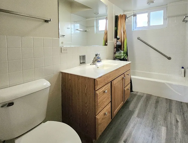 1324 Tinker Way #E — Photo 13