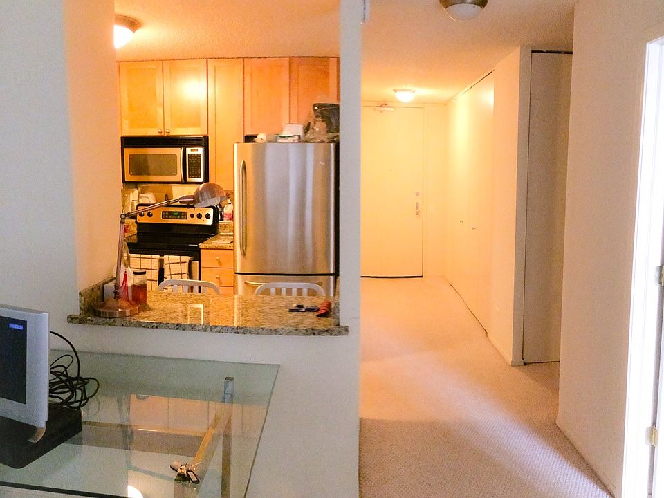1st image of 30 E Huron St APT 4406