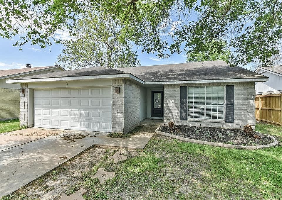 1st image of 18626 Bridoon Dr