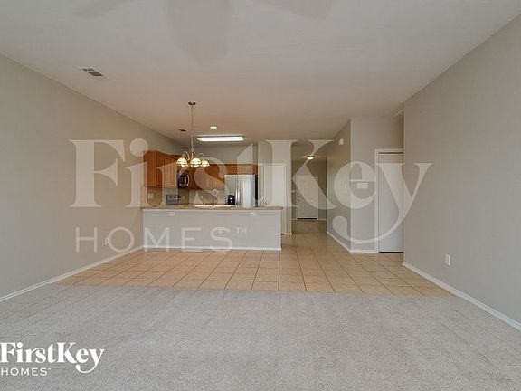 4th image of 432 Willowlake Dr