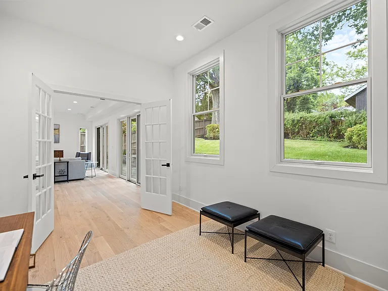 8609 Woodbrook Ln — Photo 16