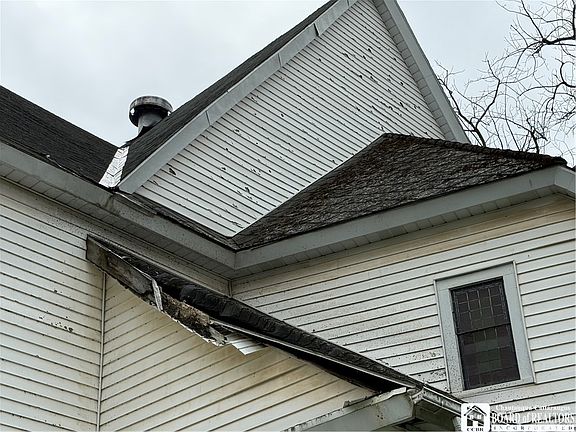 2nd image of 30 N Chapel St