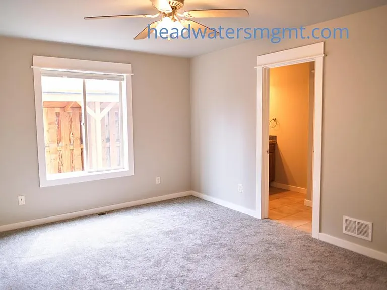 403 N Quaw Blvd — Photo 12