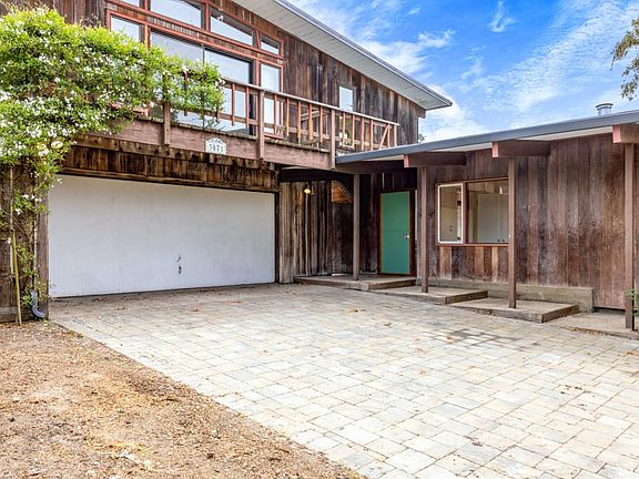 3rd image of 3071 Sloat Rd