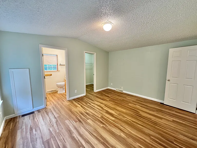 174 Airport Rd — Photo 11