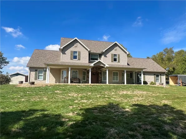 1399 McClellandtown Rd, Mc Clellandtown, PA 15458