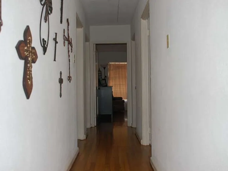 1064 Sycamore St — Photo 5