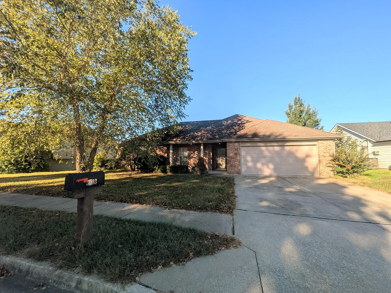 2 bed, 2.0 bath, $1,200 — Photo 1