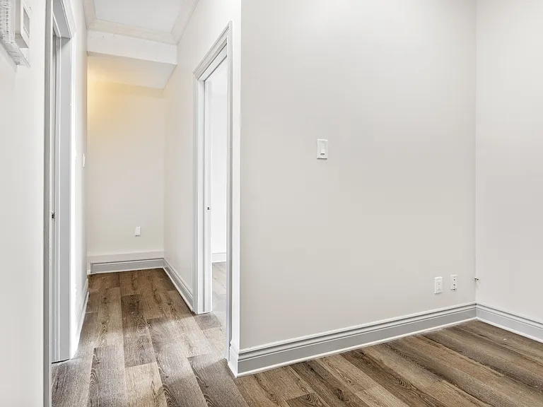 455 Somerset St W #2 — Photo 23