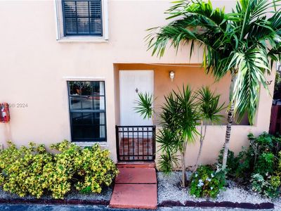 11601 SW 3rd St #107, Sweetwater, FL, 33174