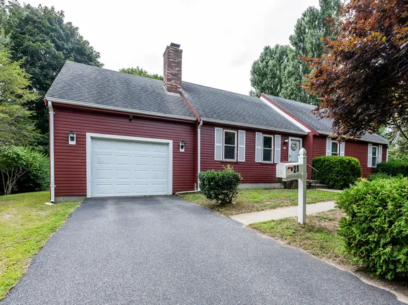 21 Station Avenue, South Yarmouth, MA 02664
