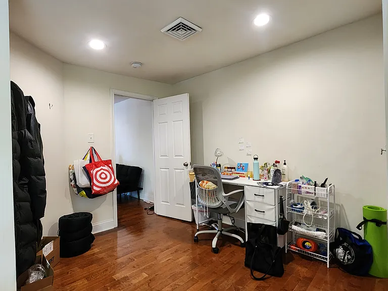 4104 Spruce St #7 — Photo 11