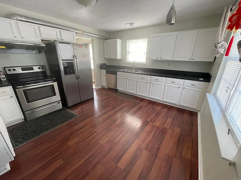 1517 Eagleton Ln — Photo 6