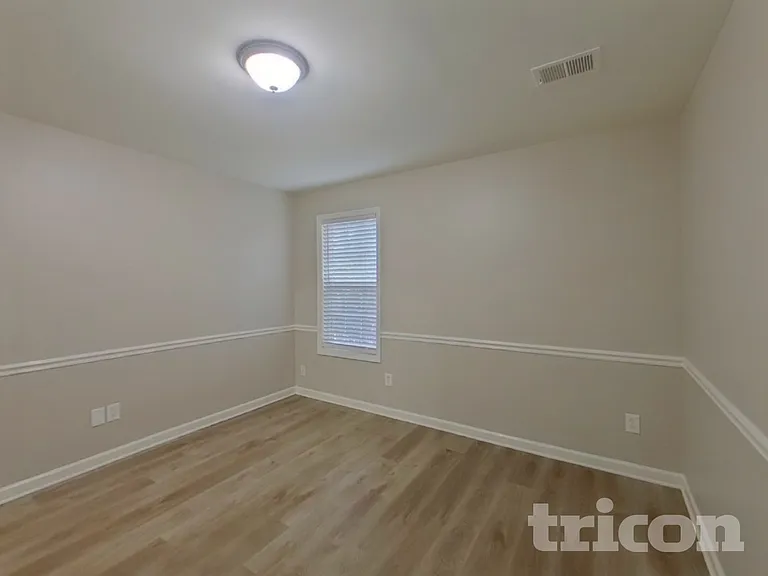 136 Tanners Mill Rd — Photo 13