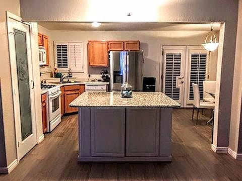 5th image of 12032 Meadow Gate Dr