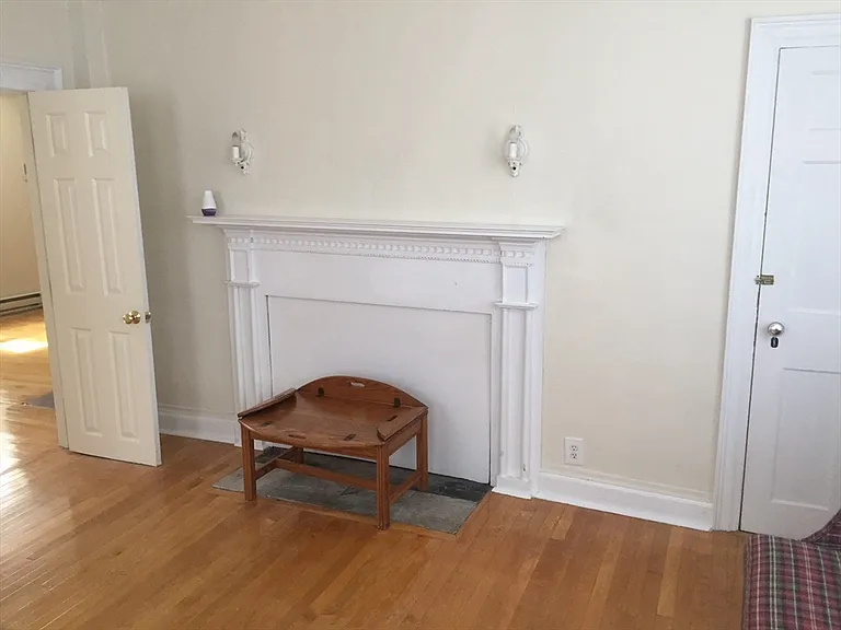 112 Main St #A — Photo 4