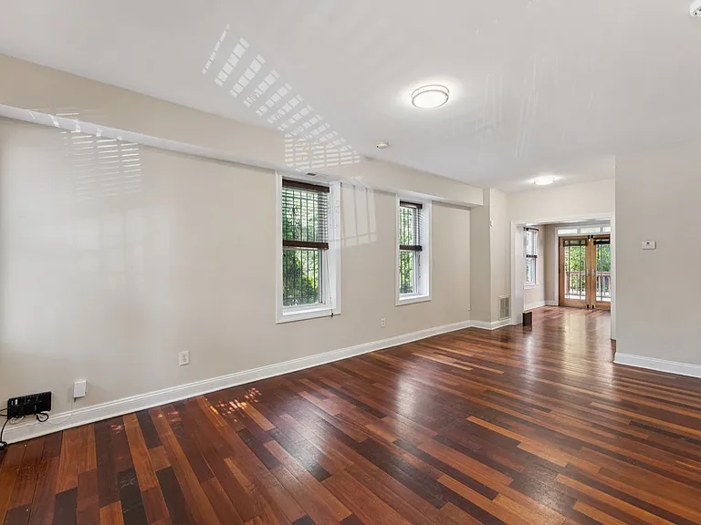 2911 Sherman Ave NW — Photo 6
