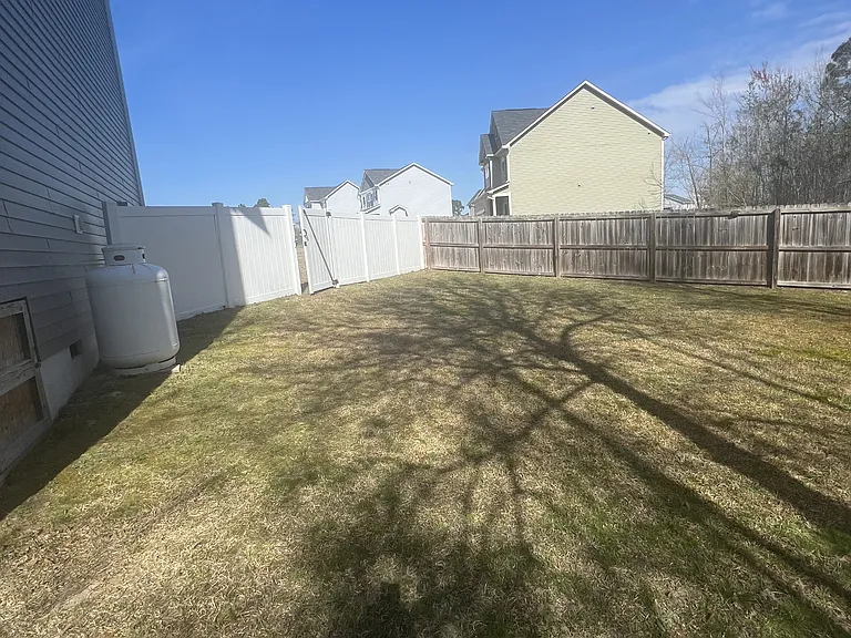 44 Coswell Ct — Photo 38