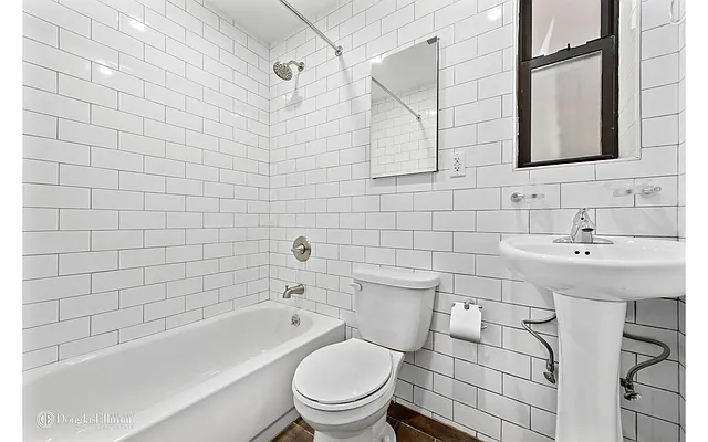 Rented by Douglas Elliman | media 16