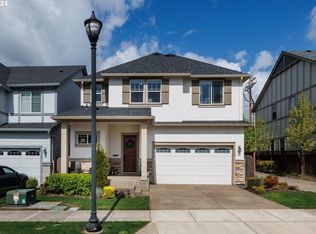 17327 SW Forest Hollow St, Beaverton, OR 97007