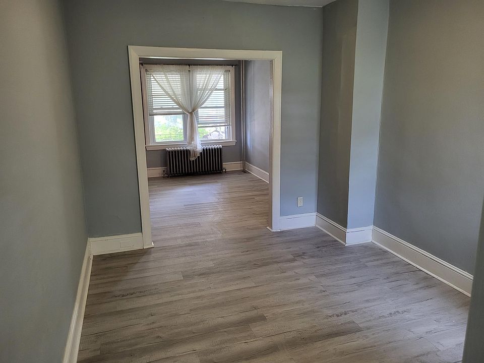 2nd image of 412 Ripka St