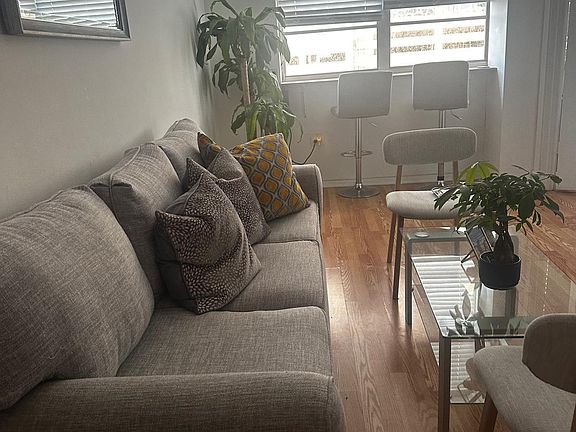 4th image of 905 Brickell Bay Dr APT 926