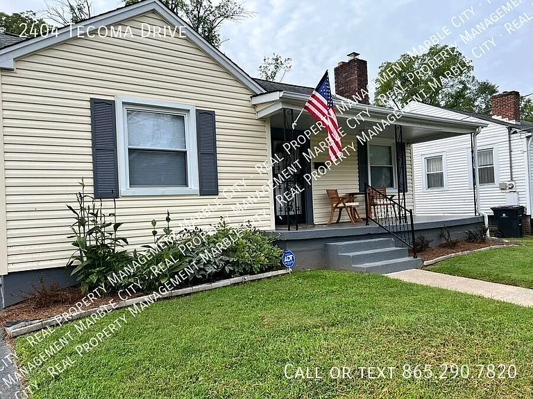2404 Tecoma Dr — Photo 1