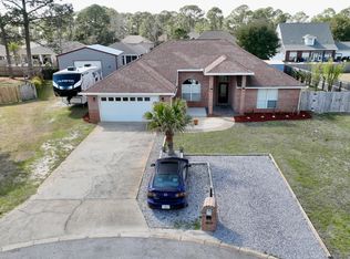 1407 Nautilus Dr, Navarre, FL 32566