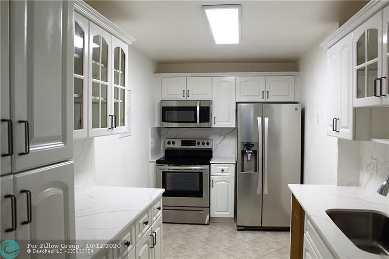 1st image of 4350 Hillcrest Dr APT 109