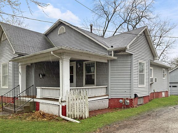 2nd image of 869 S Redman Ave