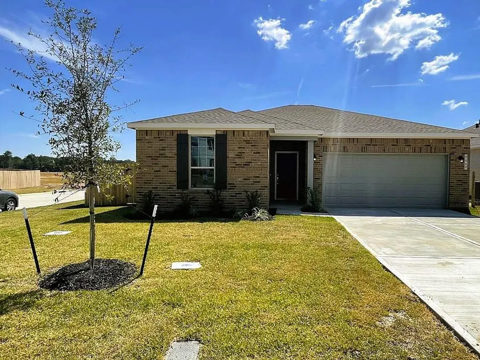 3 bed, 2.0 bath, 1637 sqft, $1,850 — Photo 1