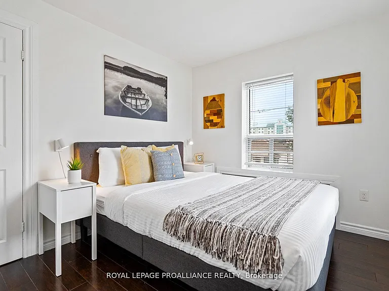 5654 Desson Ave #UPPER — Photo 9