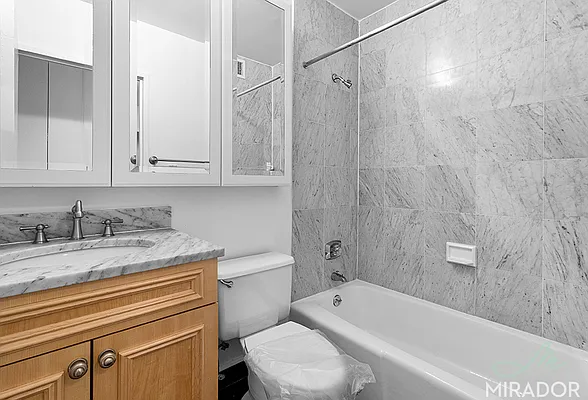 Rented by Mirador Real Estate | media 8