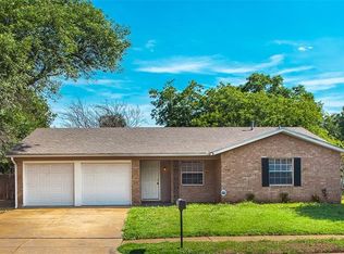 908 Redbud St, Crowley, TX 76036